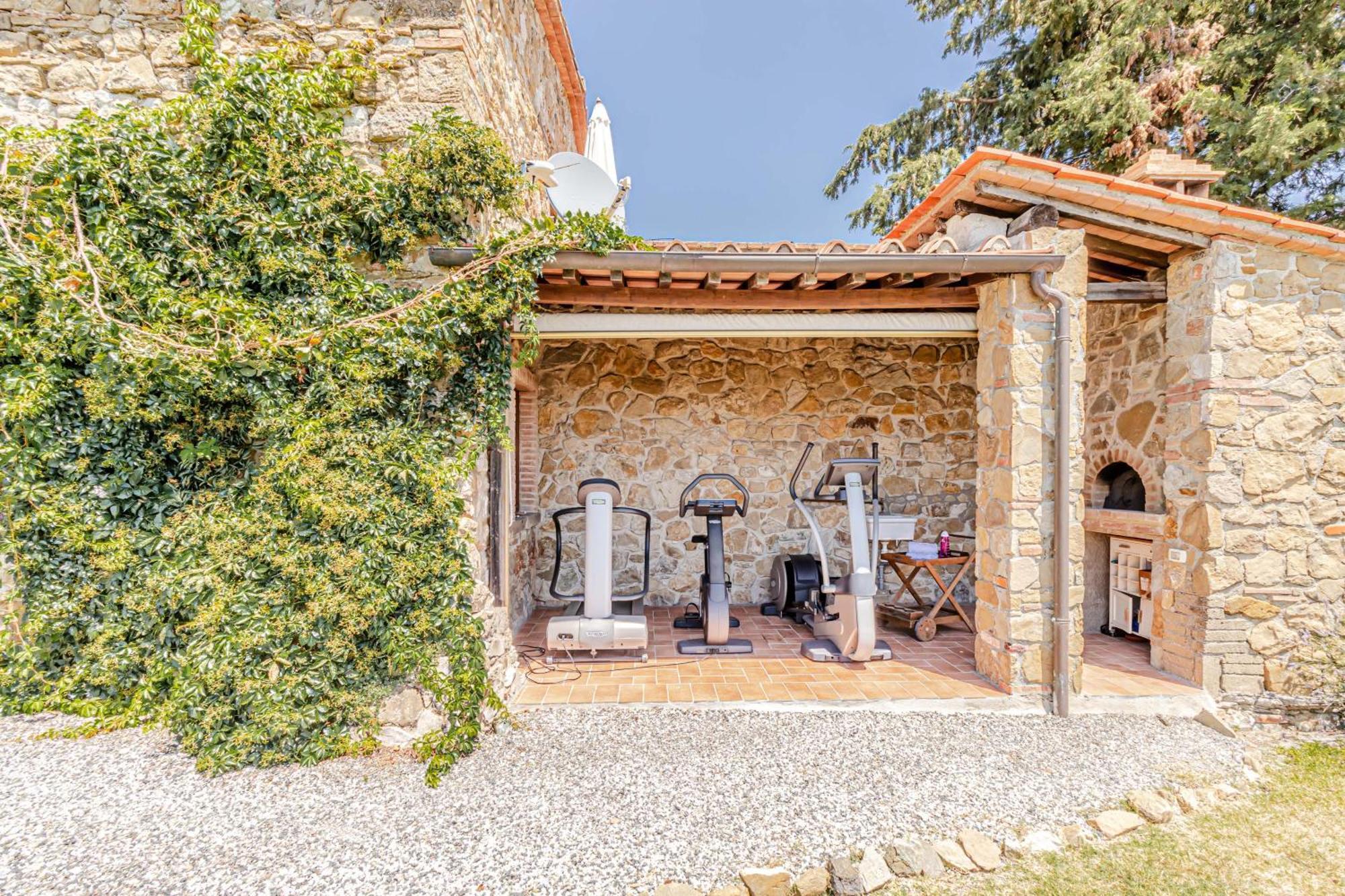 Chateau La Siroque Montecatini Val di Cecina Exterior foto