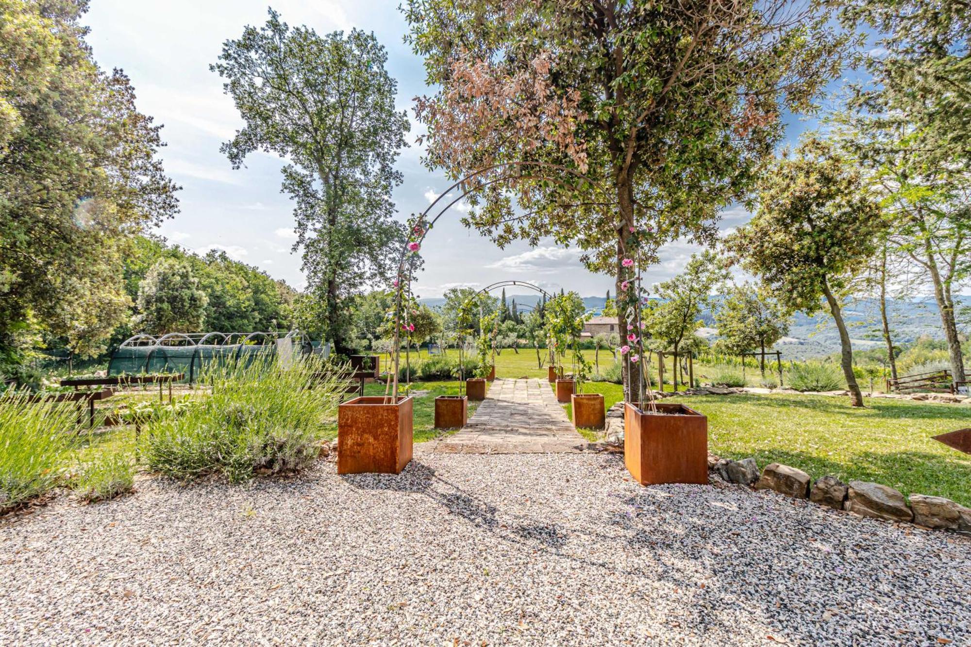 Chateau La Siroque Montecatini Val di Cecina Exterior foto
