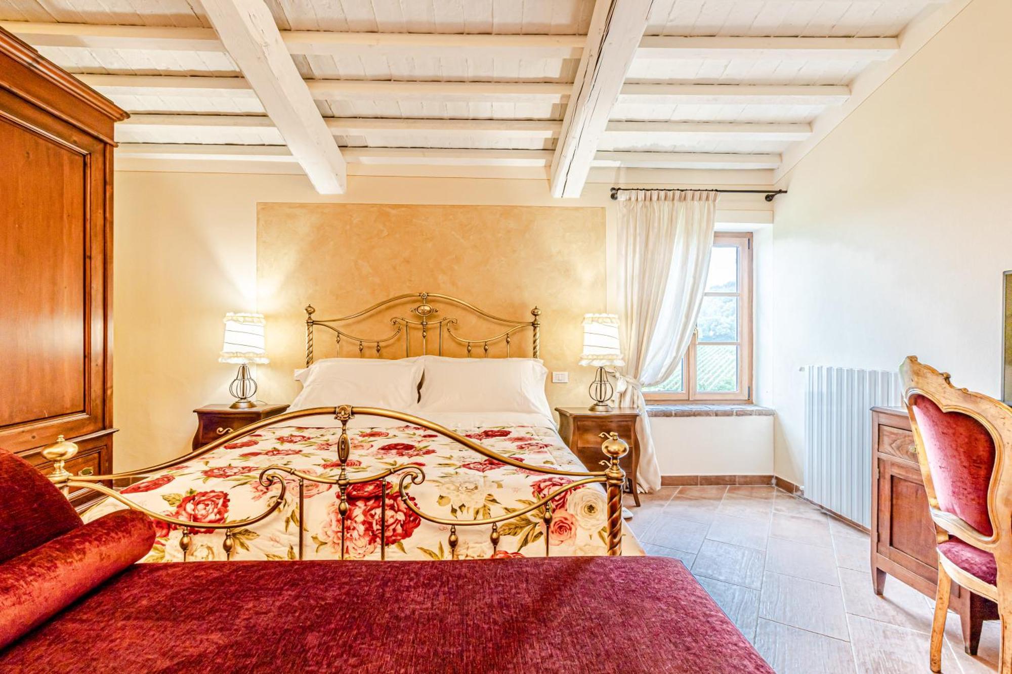 Chateau La Siroque Montecatini Val di Cecina Exterior foto